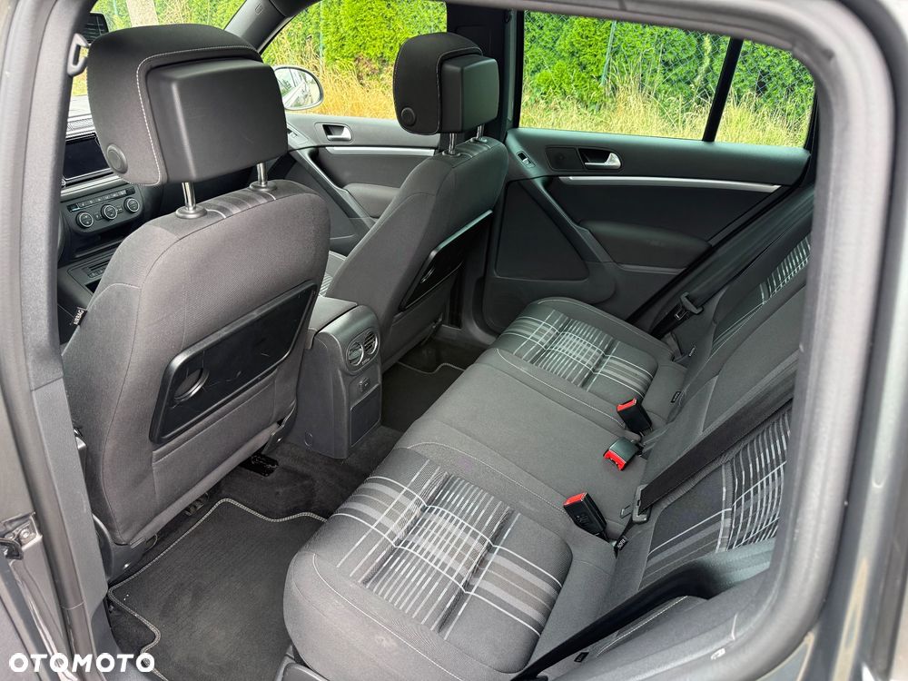 Volkswagen Tiguan 2.0 TDI SCR R-Line - 14