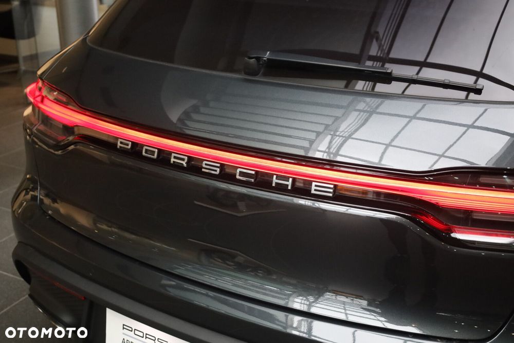 Porsche Macan - 27
