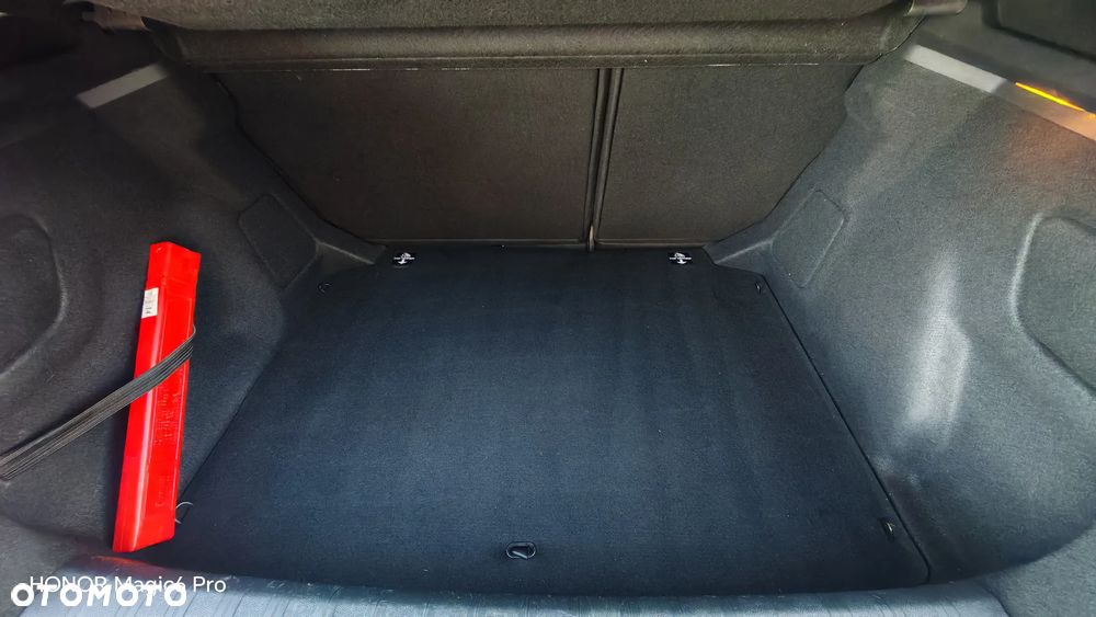 Peugeot 308 1.2 PureTech Active S&S - 6