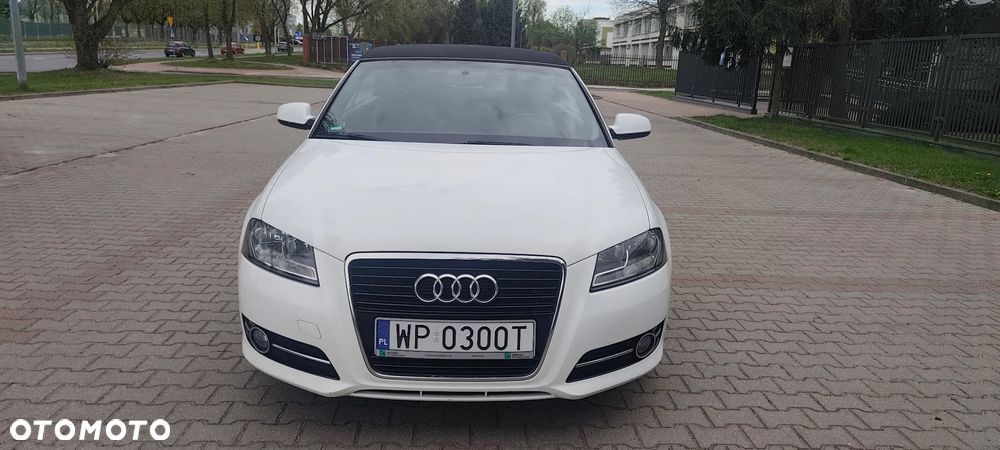 Audi A3 Sportback 1.2 TFSI S line Sportpaket - 2