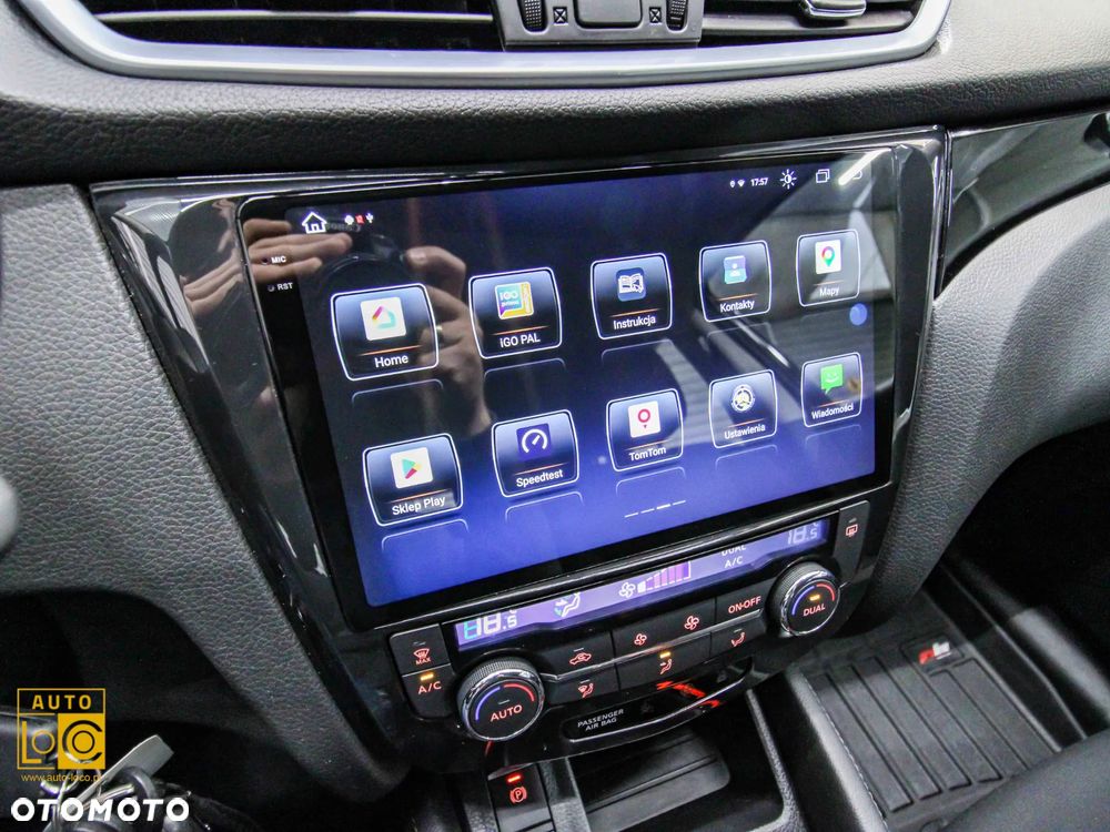 Nissan Qashqai 1.2 DIG-T N-Connecta EU6 - 24