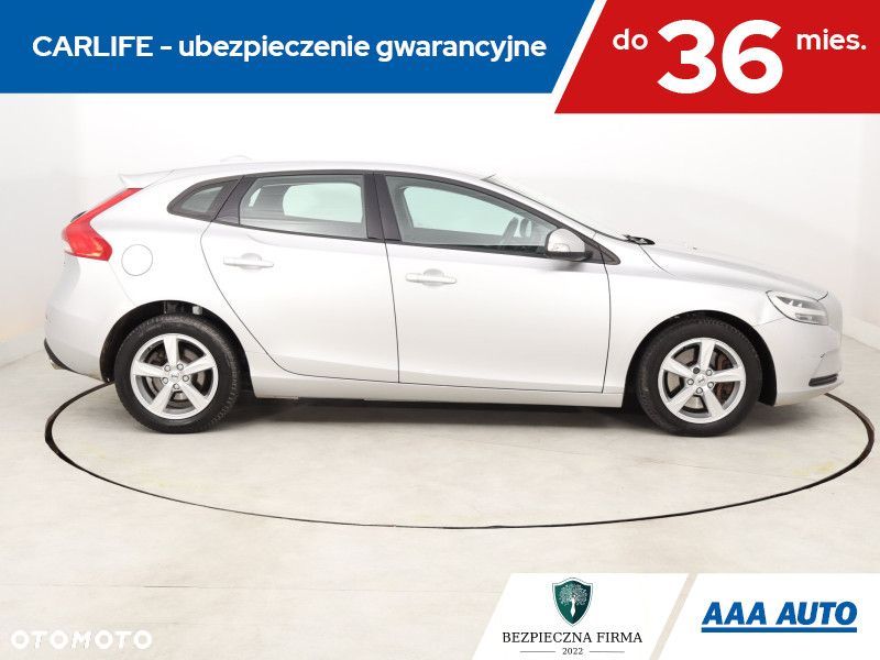 Volvo V40 - 8