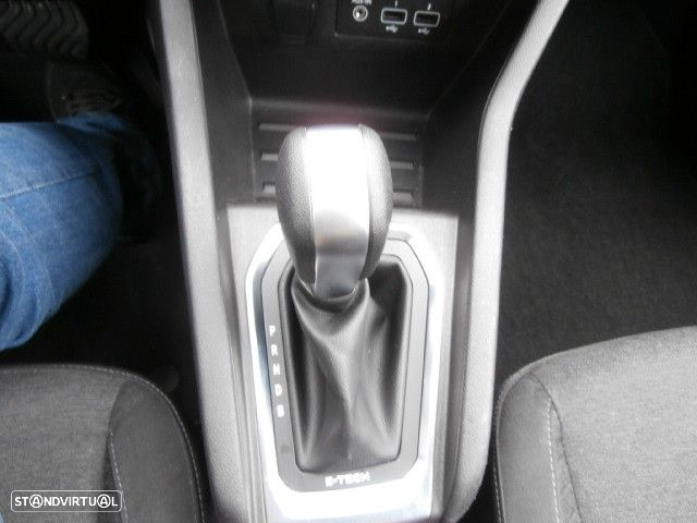 Renault Clio 1.6 E-Tech Full Hybrid Techno - 16