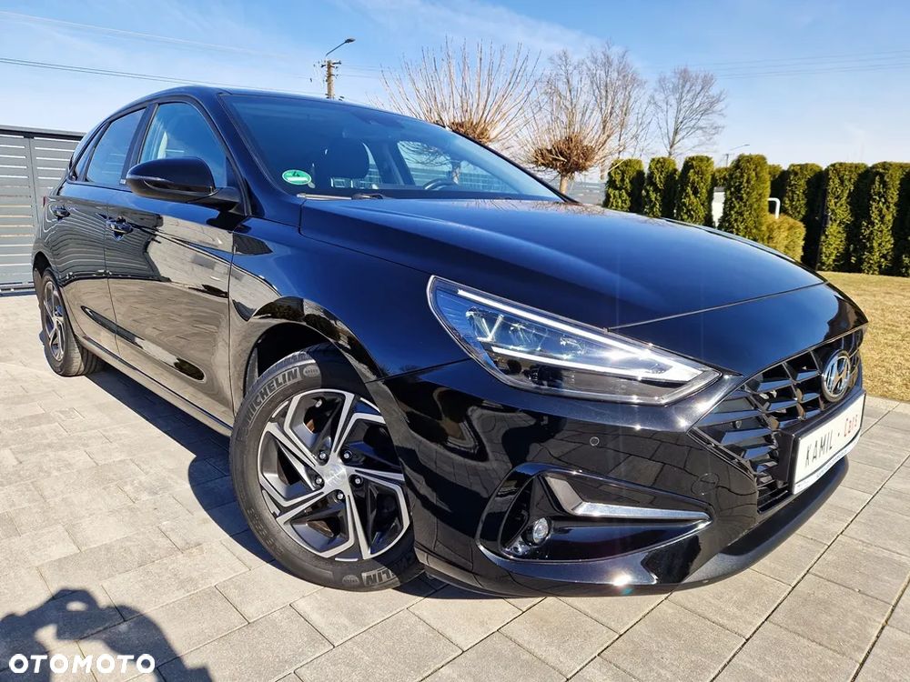 Hyundai i30 1.5 Intro - 11