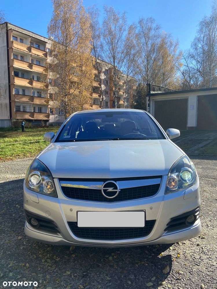 Opel Vectra 1.9 CDTI Sport / GTS - 14