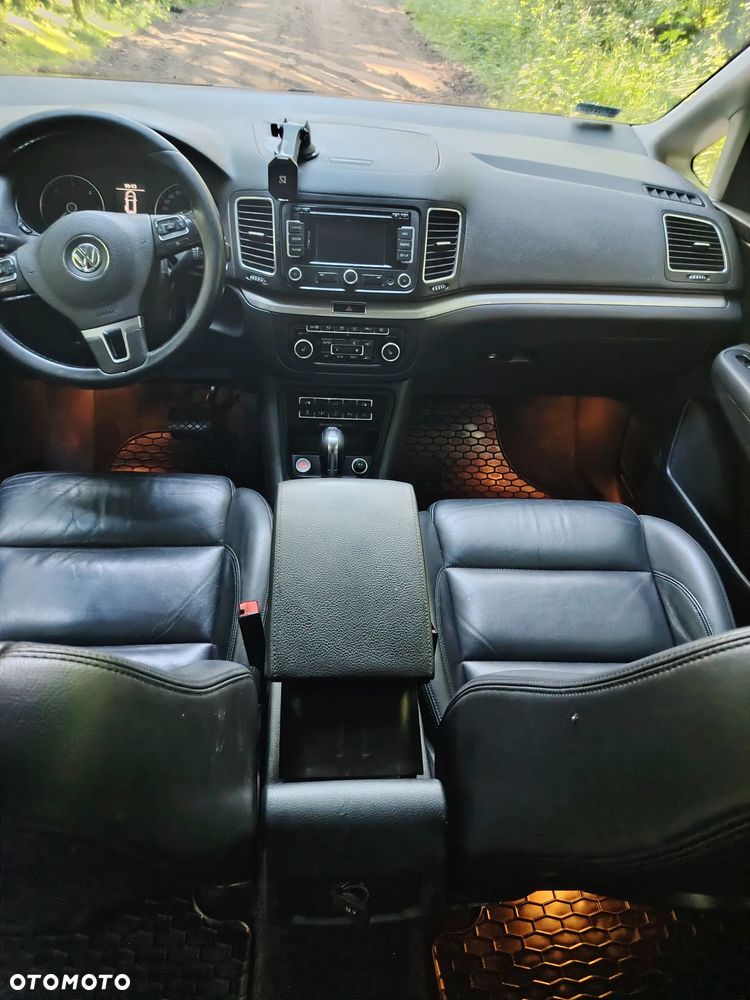 Volkswagen Sharan 2.0 TDI Highline DSG - 15