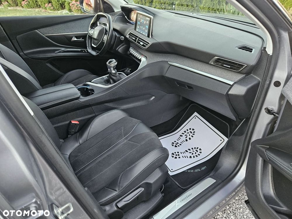 Peugeot 5008 BlueHDi 130 Crossway - 25