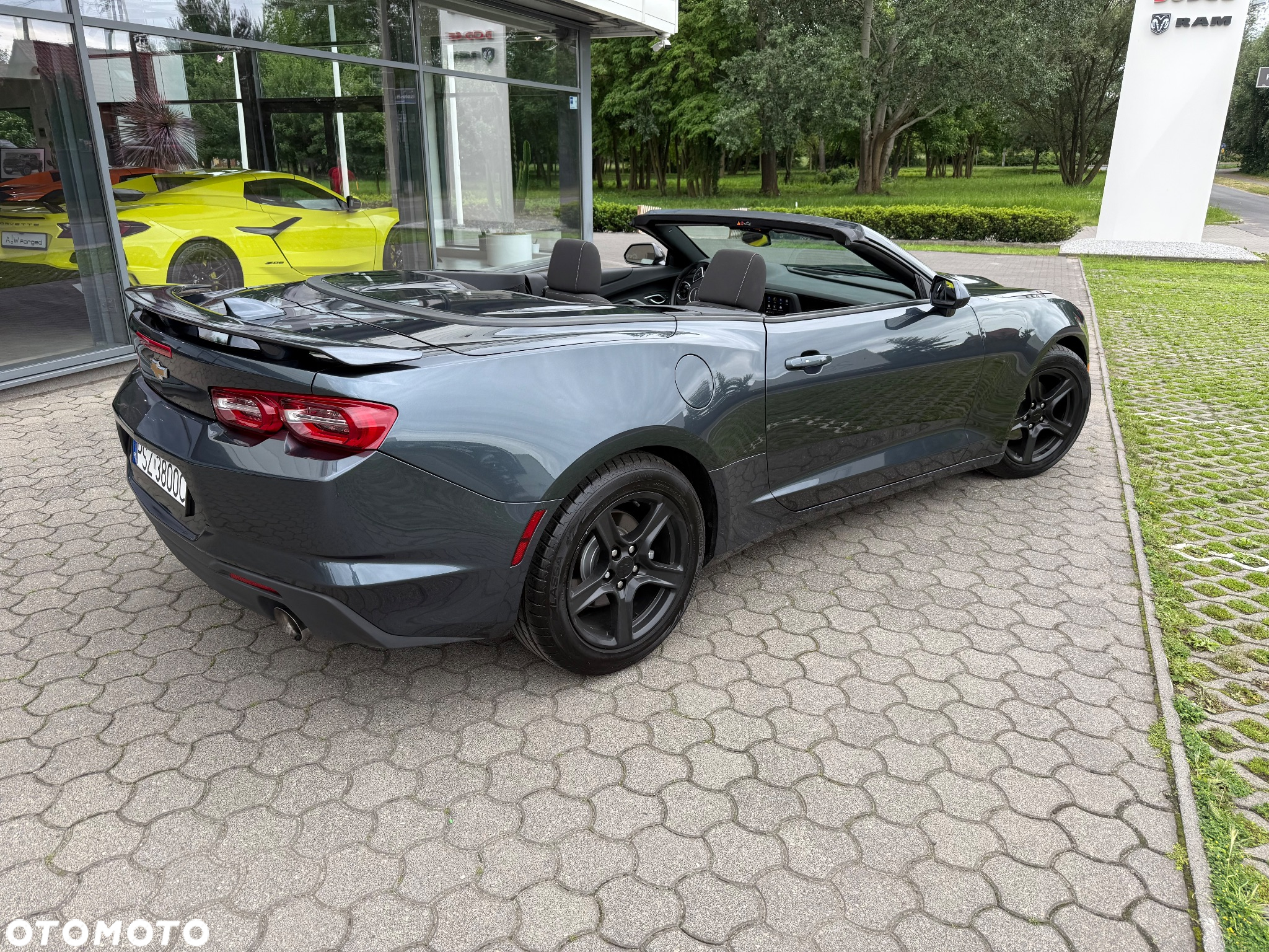 Chevrolet Camaro - 3