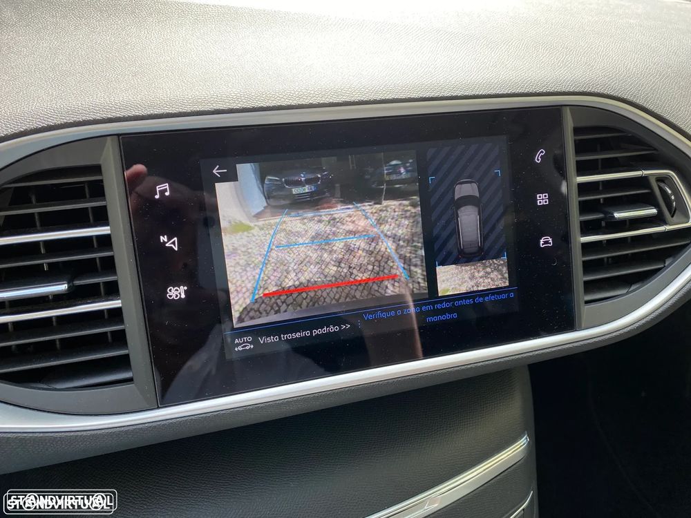 Peugeot 308 SW 1.5 BlueHDi Style EAT8 - 24