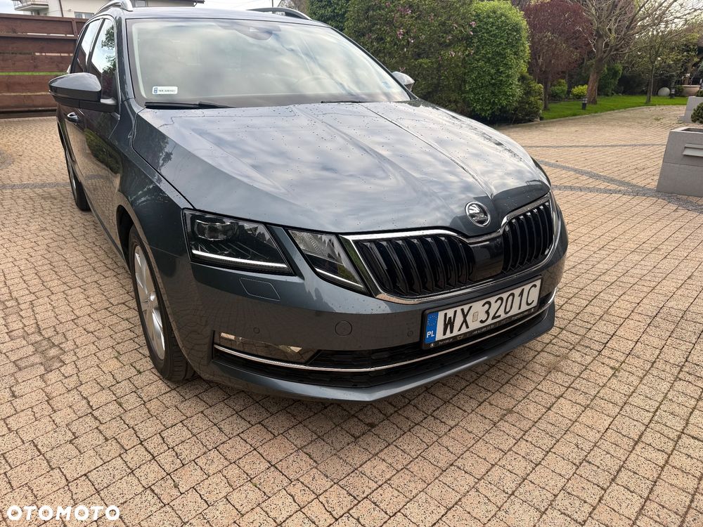 Skoda Octavia 1.6 TDI Premium Edition - 4