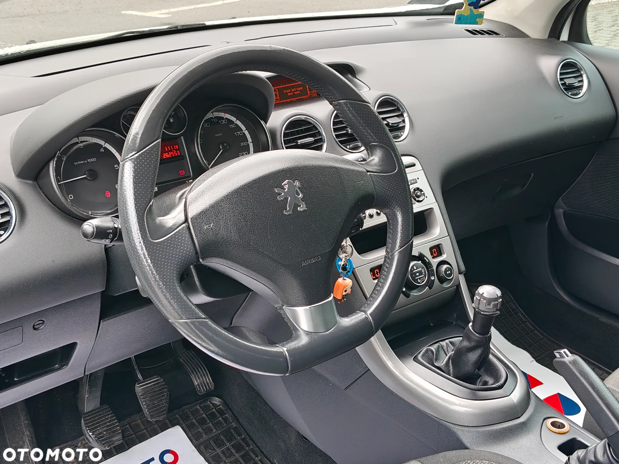 Peugeot 308 1.6 HDi Premium - 16