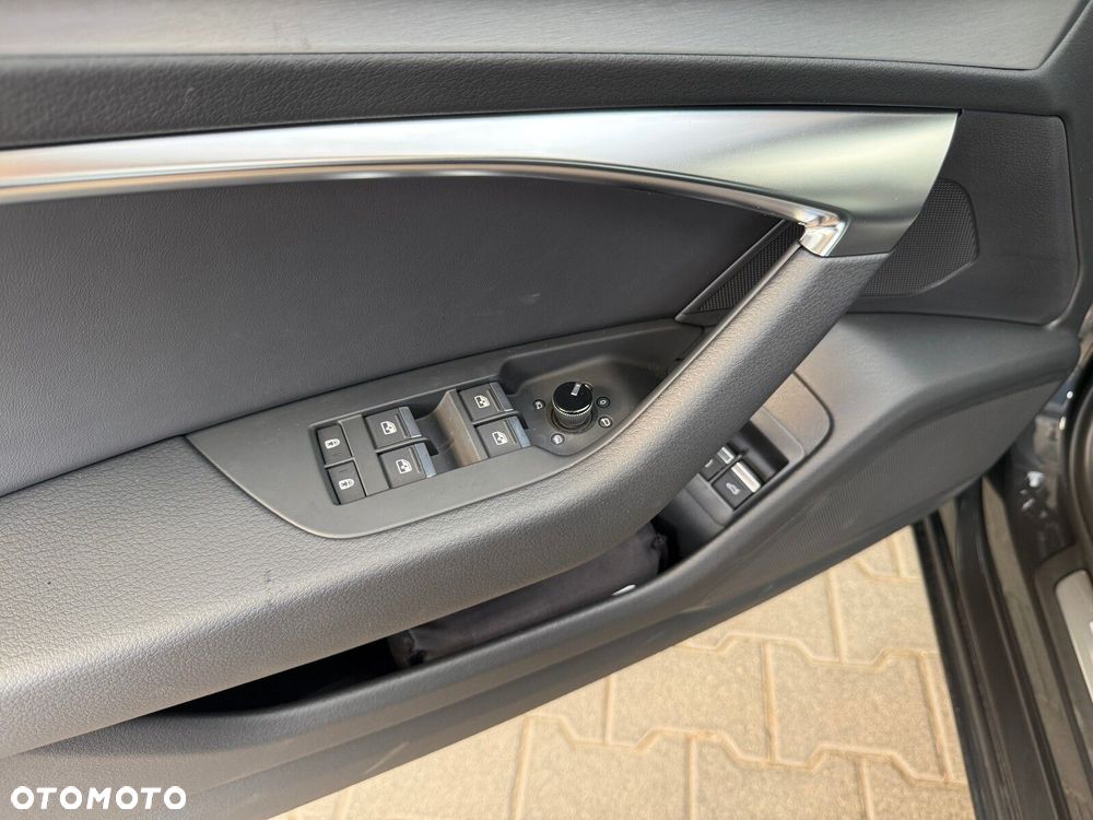 Audi A6 Avant - 18