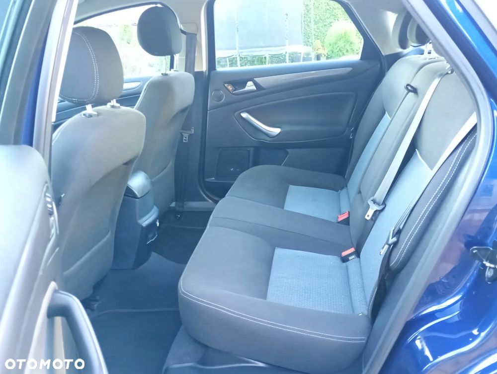 Ford Mondeo 2.0 TDCi Trend - 22