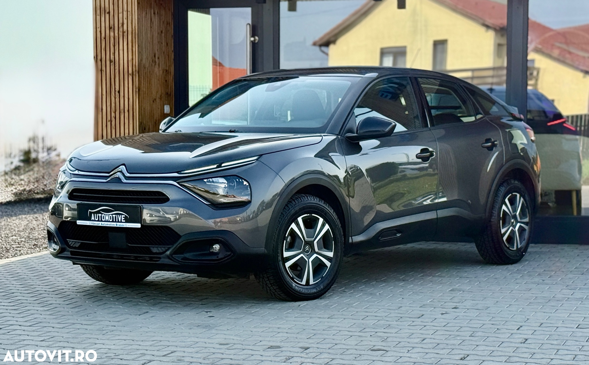 Citroën C4 PureTech 100 Stop&Start LIVE PACK - 11