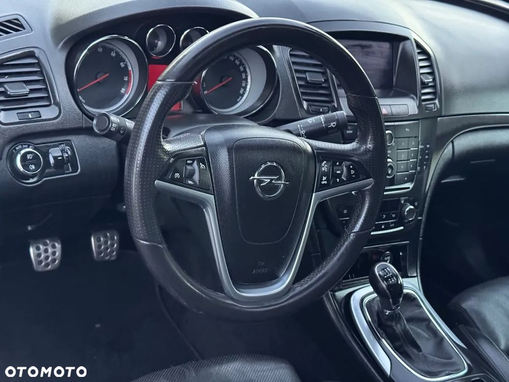 Opel Insignia 2.0 T Sport 4x4 - 16