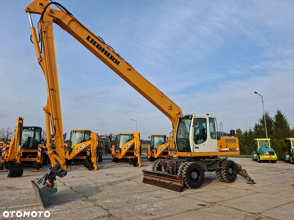 Liebherr A900 LONG REACH - 6