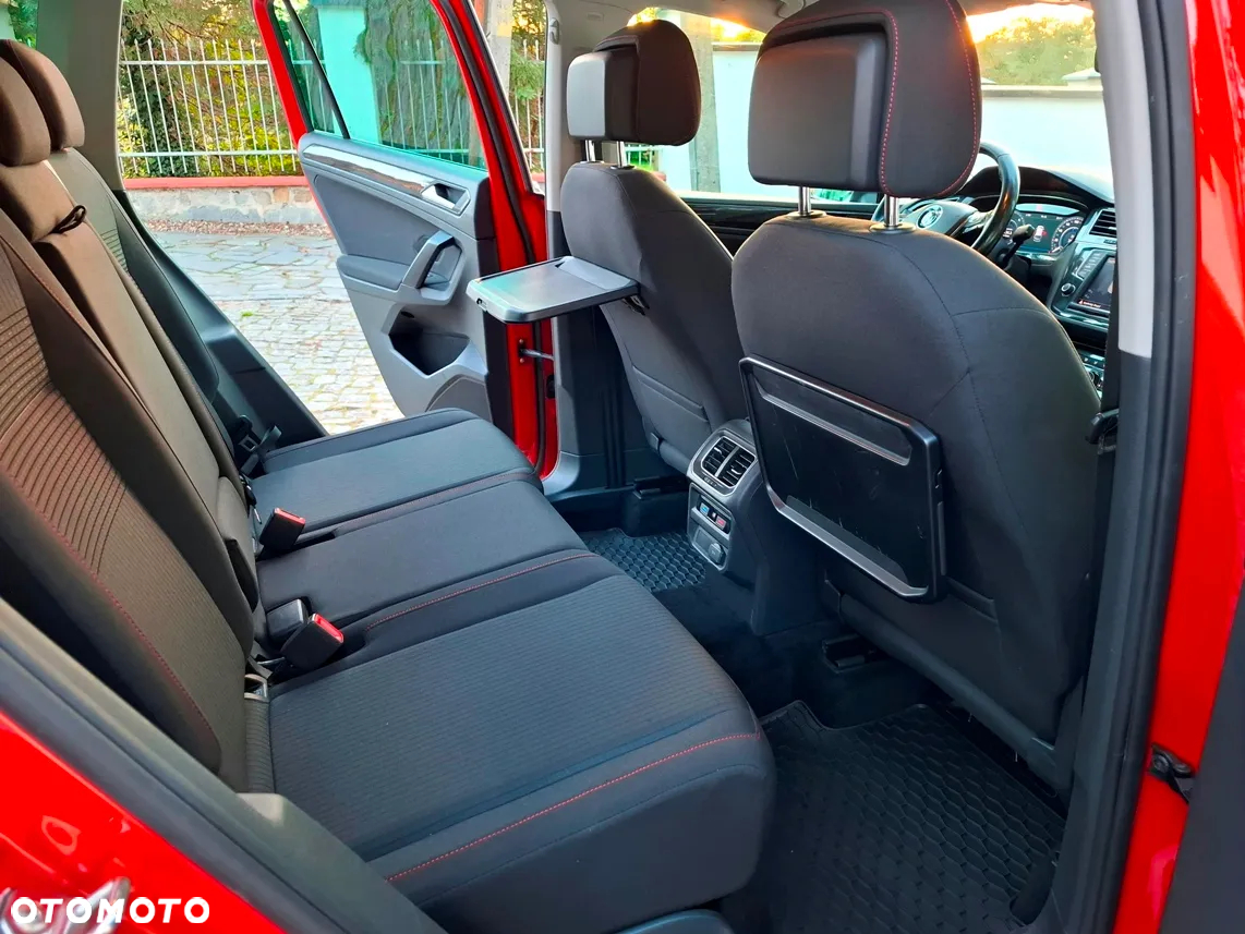 Volkswagen Tiguan 2.0 TDI SCR 4MOTION (BlueMotion Tech) Sound - 16