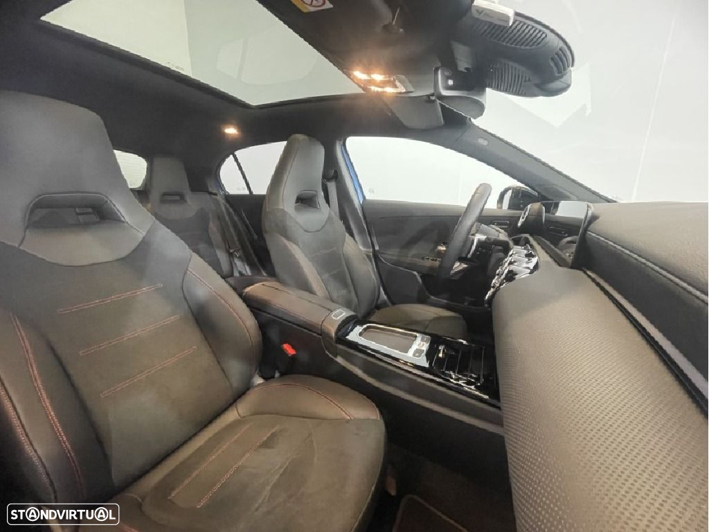Mercedes-Benz A 250 e - 8