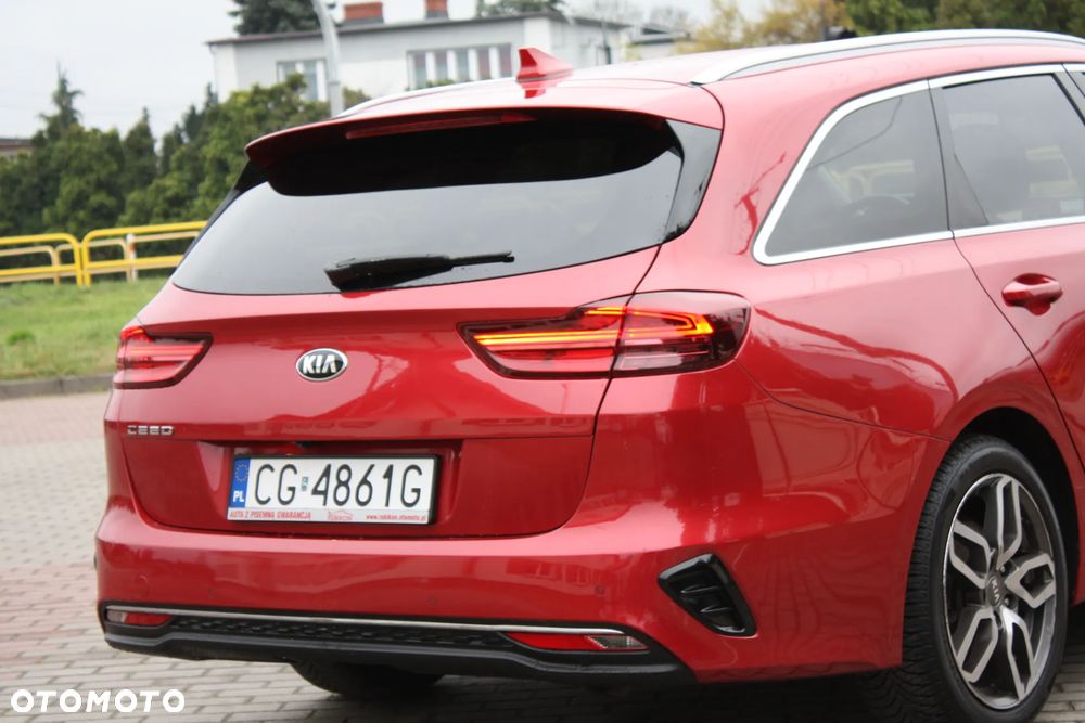 Kia Ceed 1.4 T-GDI L Business Line DCT - 26