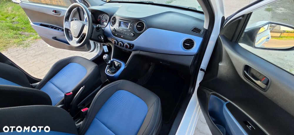 Hyundai i10 1.0 BlueDrive Black Line - 10