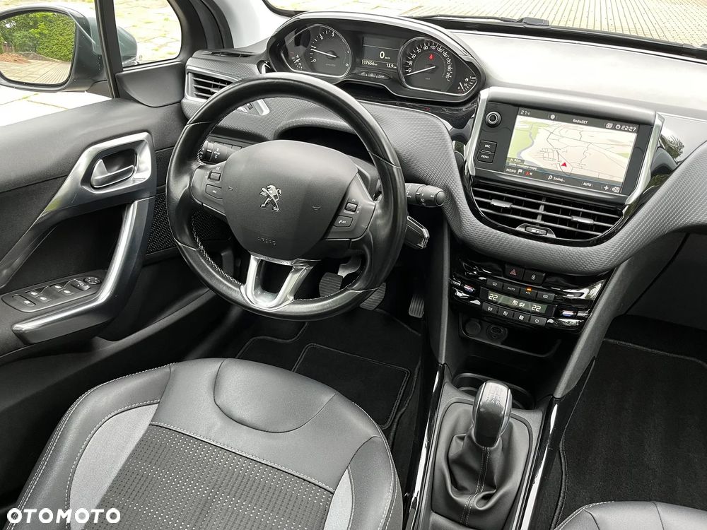 Peugeot 2008 1.6 BlueHDi Allure - 3