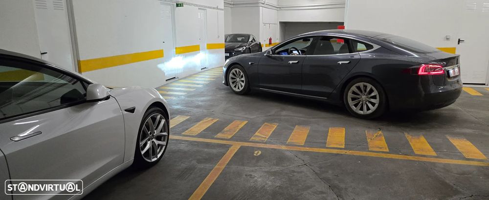 Tesla Model S Long Range - 4