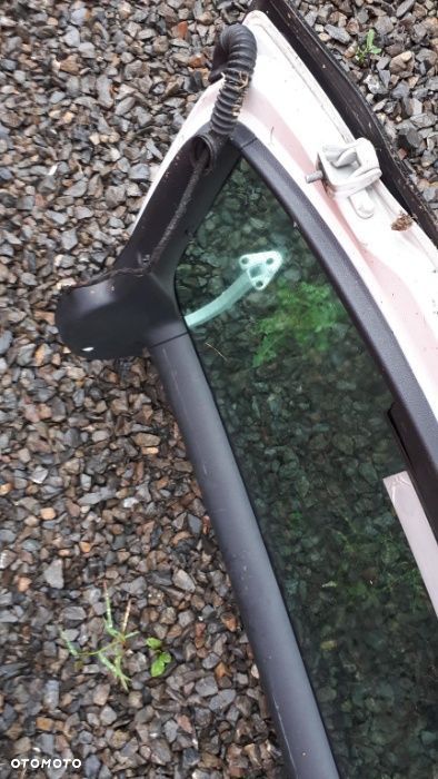 Szyba Tylnej Klapy Skoda Superb 2 II Górna część klapy Bagażnika Tył - 6