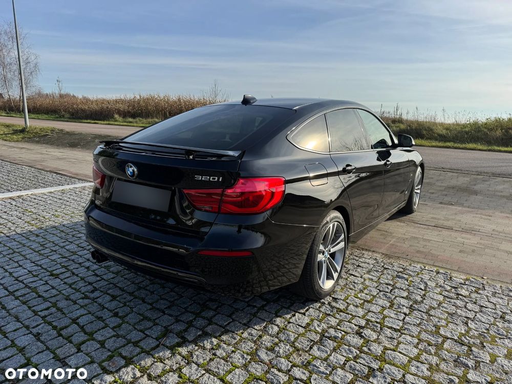 BMW 3GT 320i xDrive Sport Line - 3