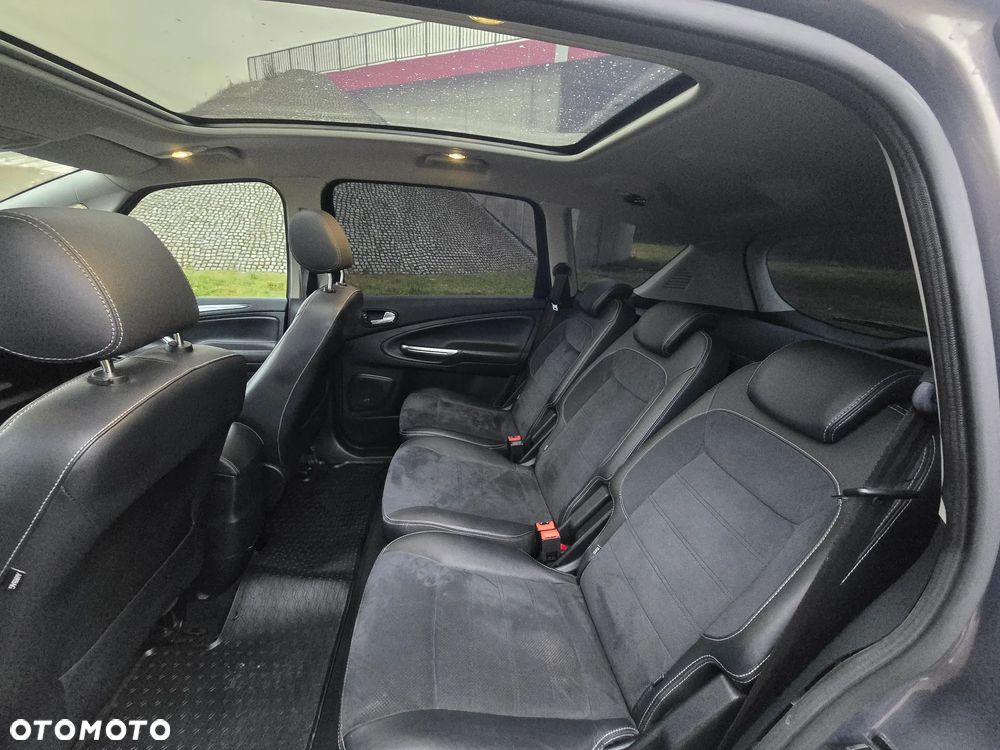 Ford S-Max 2.0 TDCi Titanium - 11