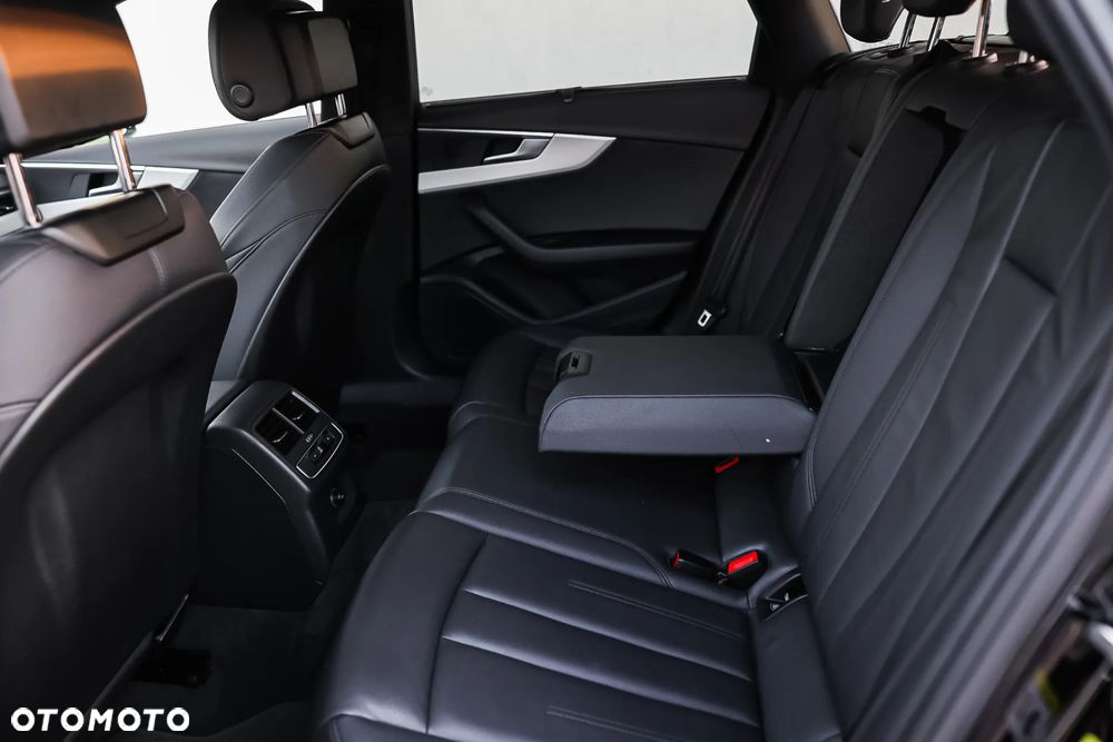 Audi A4 Avant 35 TDI S tronic - 27
