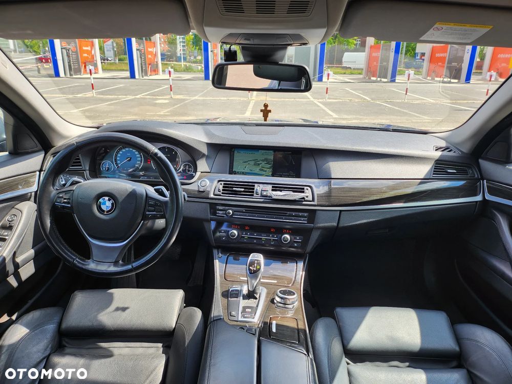 BMW Seria 5 520d - 10