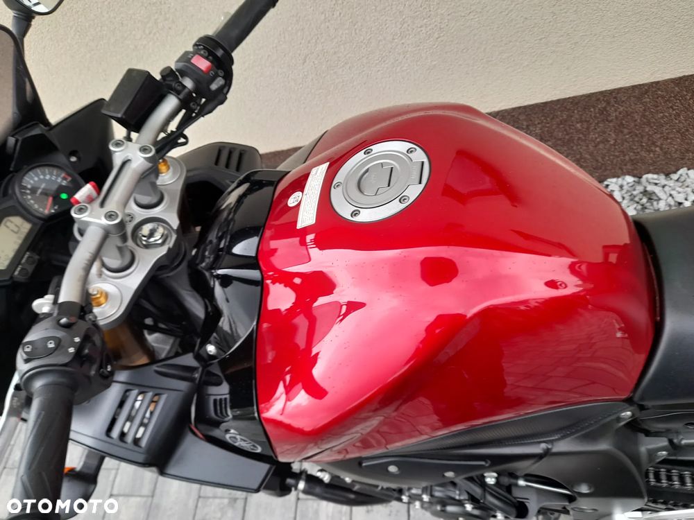 Yamaha FZ - 30