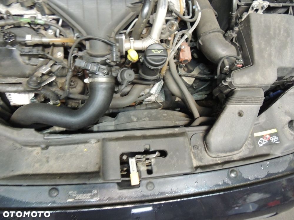 Pas przedni górny Volvo C30 '10 2.0 D