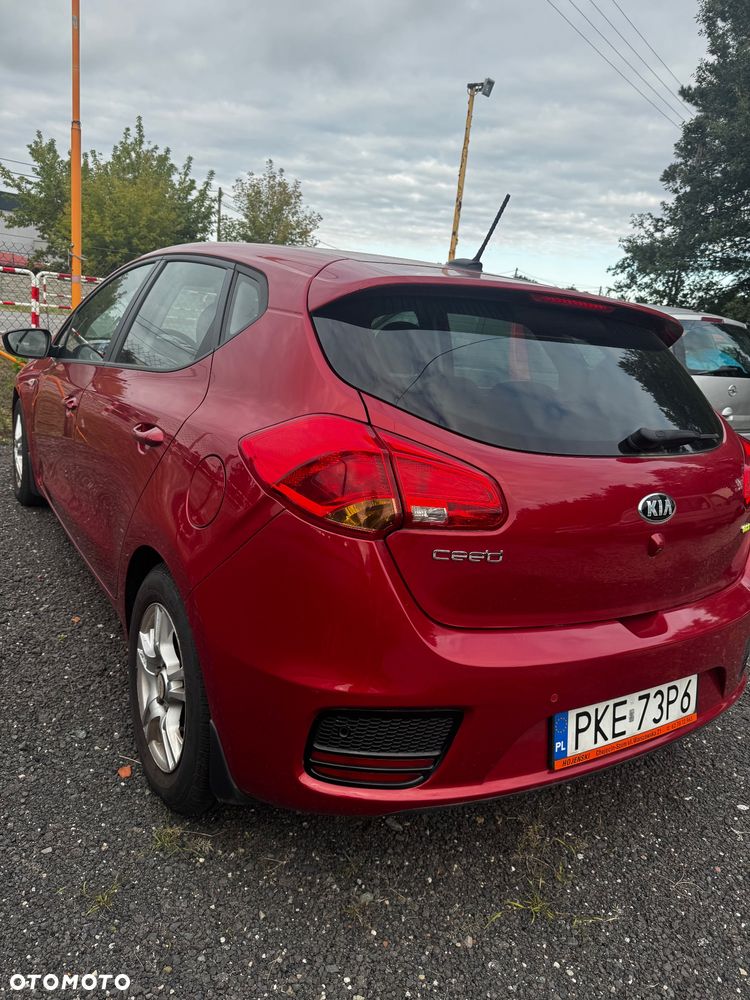 Kia Ceed 1.0 T-GDI ISG Vision - 9