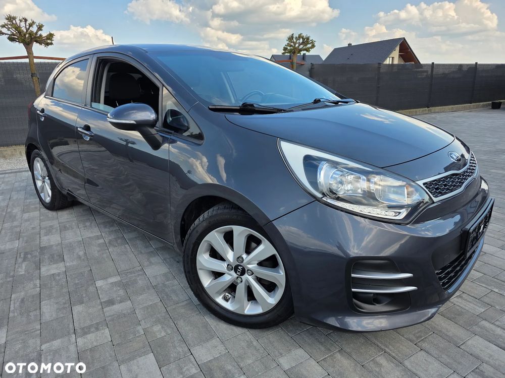 Kia Rio 1.2 Dream Team Edition - 14