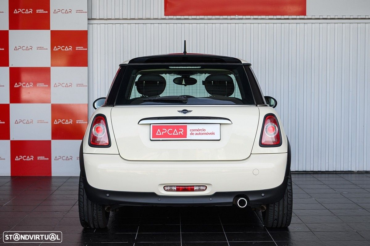 MINI 3 Portas Cooper D - 11