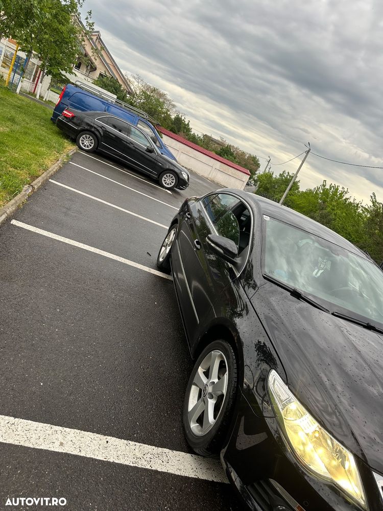 Volkswagen Passat - 9