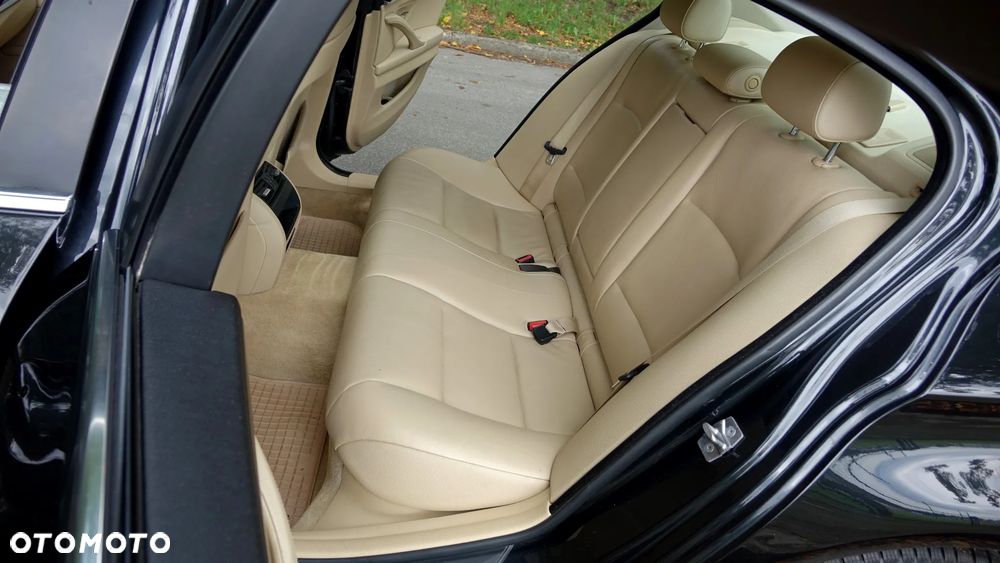 BMW Seria 5 520d Modern Line - 8