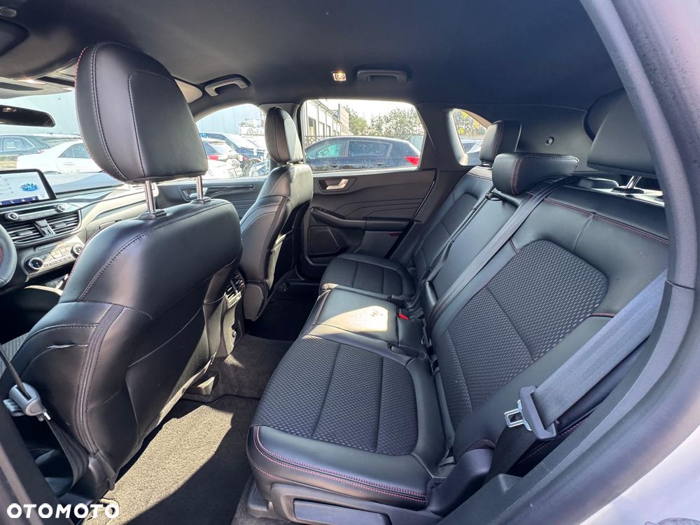 Ford Kuga 1.5 EcoBoost 4x4 ST-Line - 24