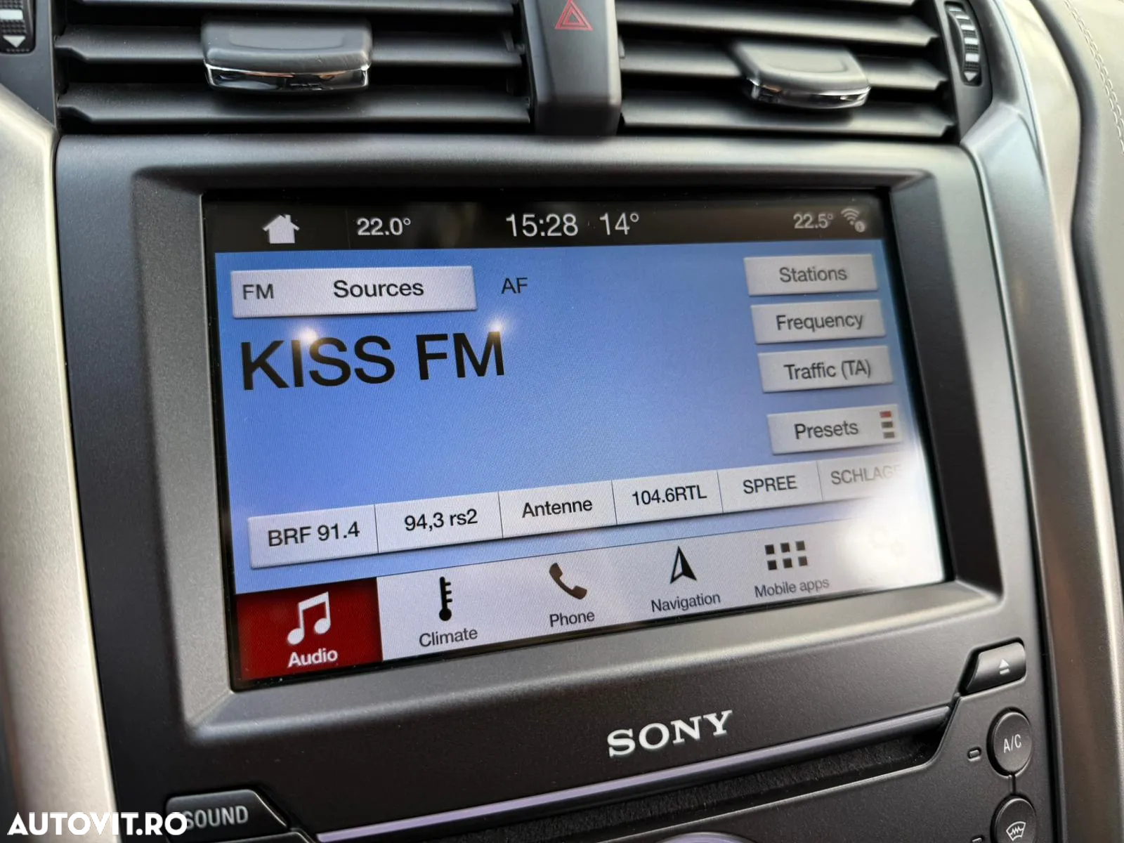 Ford Mondeo 2.0 HEV Vignale - 18