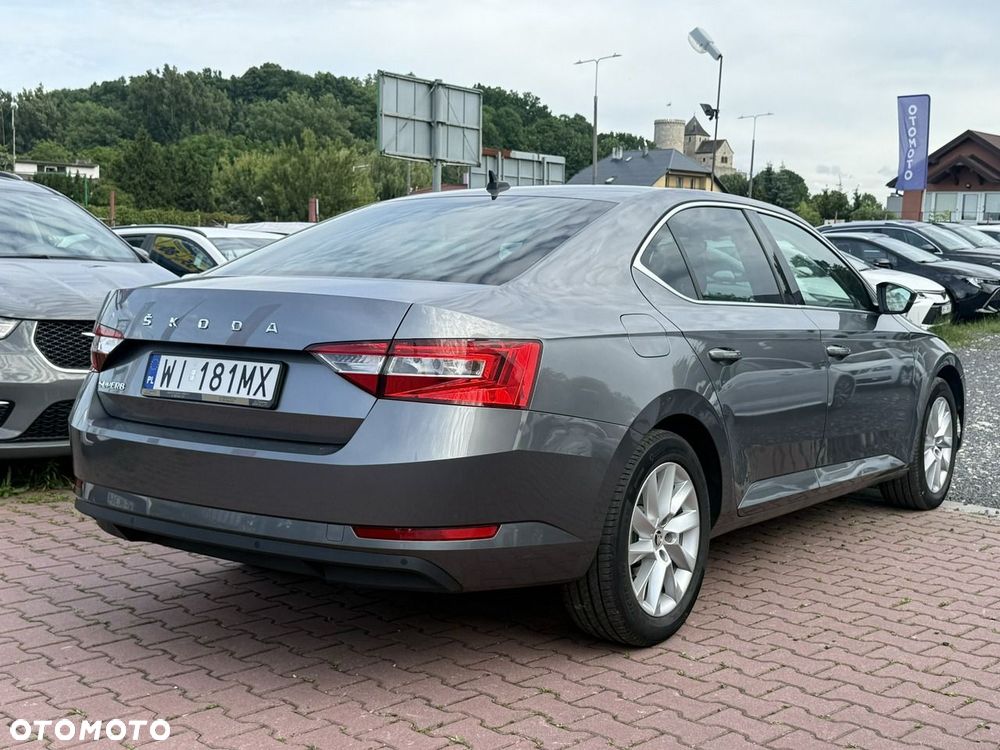 Skoda Superb 1.5 TSI Style DSG - 5