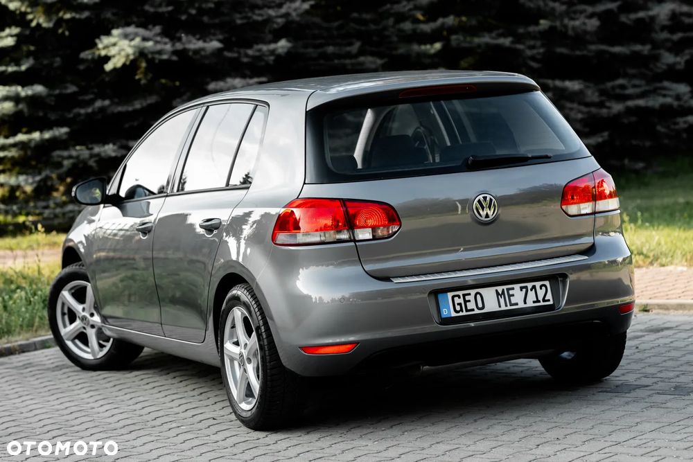Volkswagen Golf 1.6 Highline - 10