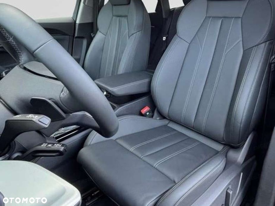 Audi Q5 Sportback - 6