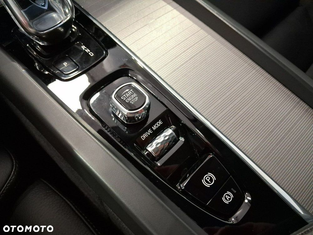 Volvo XC 60 - 34