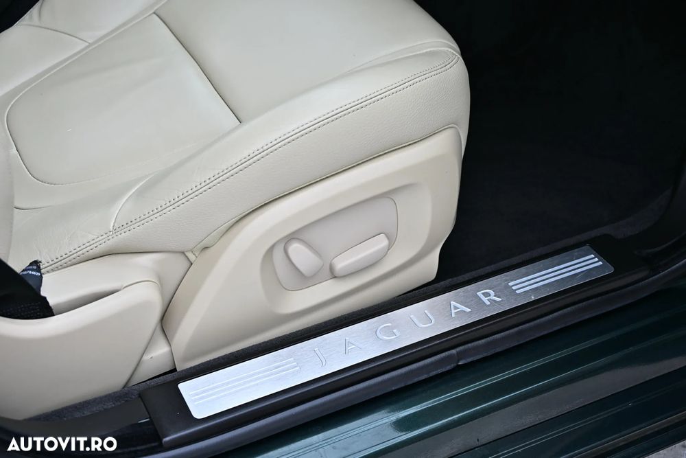 Jaguar XF 2.2 Diesel - 28