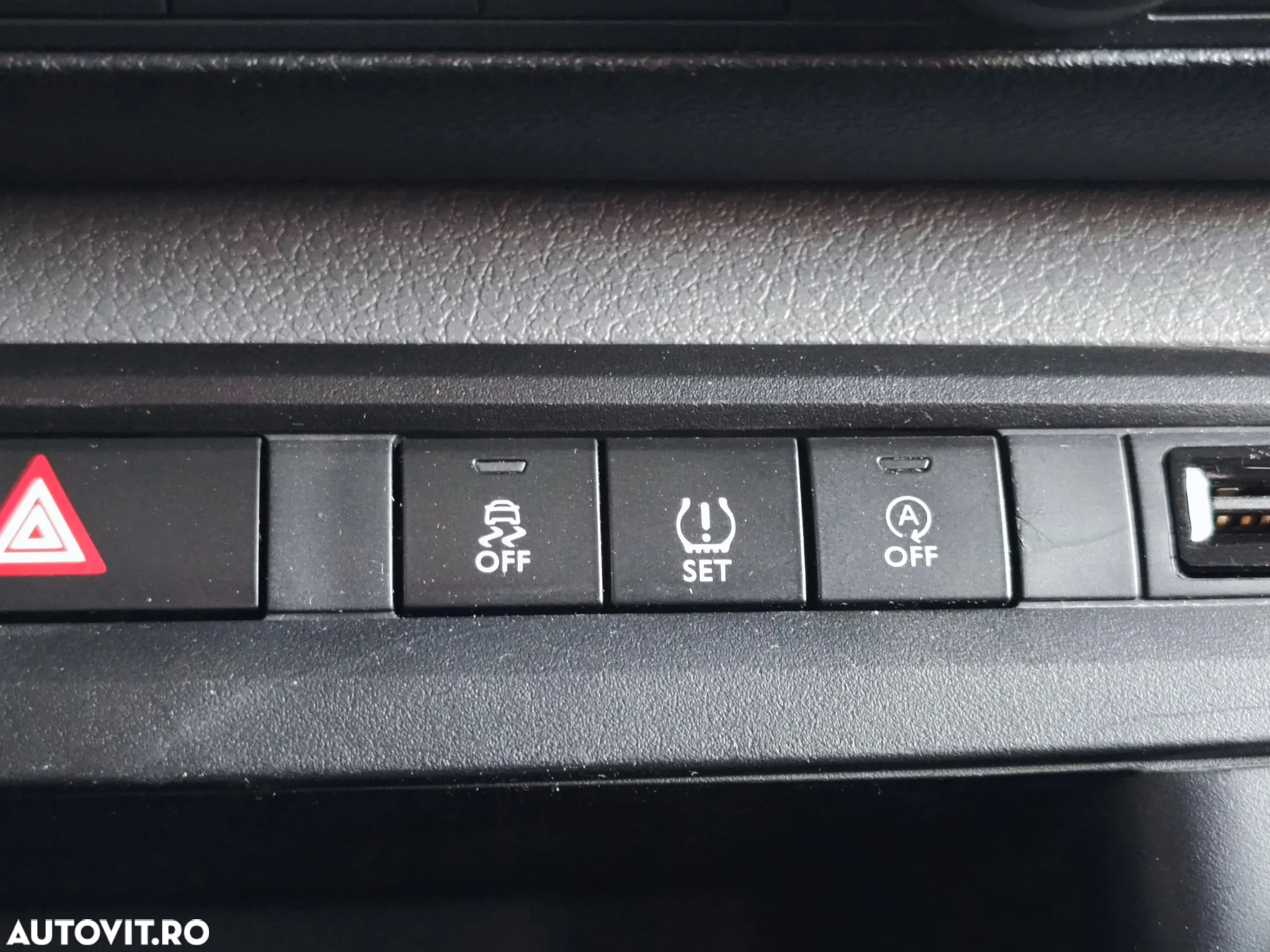 Opel Vivaro - 14
