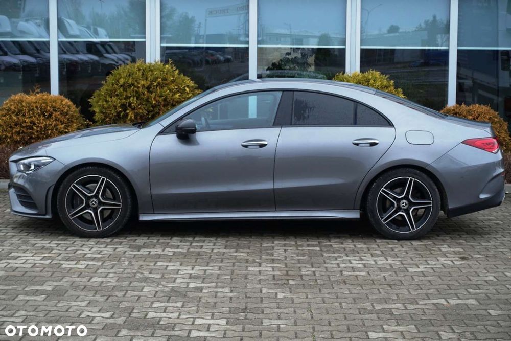 Mercedes-Benz CLA - 4