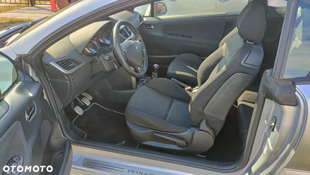 Peugeot 207 CC 120 VTi Platinum - 27