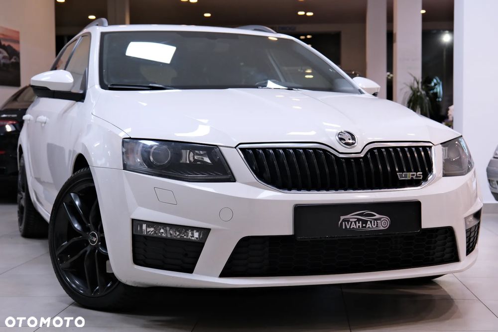 Skoda Octavia 2.0 TDI SCR RS DSG - 1
