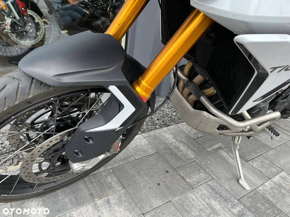 Triumph Tiger - 5